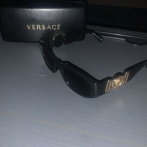 Versace ve4361 Sunglasses (Authentic, Gender Neutral & Brand New)
